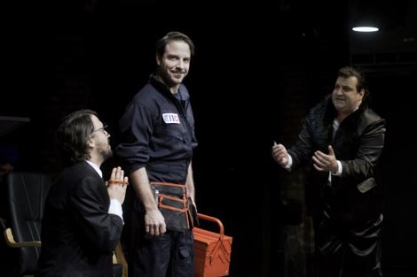 Pozorište Atelje 212, Beograd, Srbija: Aleksandar Radivojević, Strujosek, red. Aleksandar Švabić