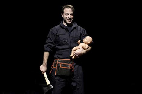 Pozorište Atelje 212, Beograd, Srbija: Aleksandar Radivojević, Strujosek, red. Aleksandar Švabić