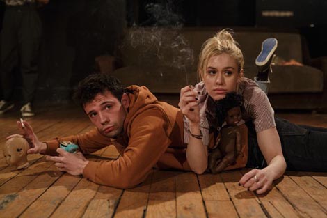 RUPER, Teatar &TD, Zagreb: Ivana Sajko, To nismo mi, to je samo staklo, autori predstave Saša Božić, Franka Perković, Ivan Penović