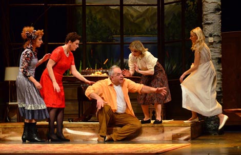 Zagrebačko gradsko kazalište Komedija: Christopher Durang, Vanja i Sonja i Maša i Picko, red Nina Kleflin