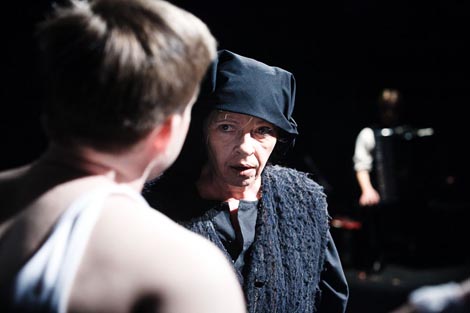 Zagrebačko kazalište mladih: Ágota Kristóf, Velika bilježnica, red. Edvin Liverić