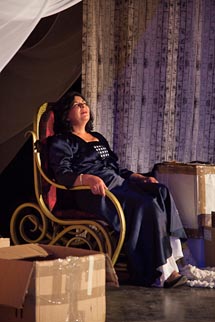 Umjetnička akademija u Osijeku: Dalibor Cikojević, Zdenkin striptiz, red. Robert Raponja i Velimir Velev