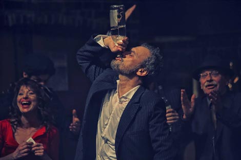 Makedonski naroden teatar, Skoplje: Nikolaj Erdman, Život je lijep (Životot e prekrasen), red. Aleksandar Morfov