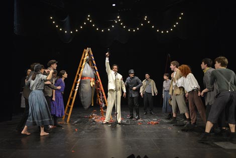 Gradsko kazalište Trešnja, Zagreb: Kurt Held / Thomas Birkmeir, Zora riđokosa, red. Rene Medvešek, foto: © Damil Kalogjera