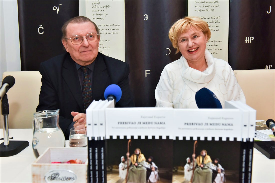 Đuro Vidmarović i urednica Sanja Nikčević na predstavljanju knjige <em>Prebivao je među nama</em>, Citadela libri, 2019.